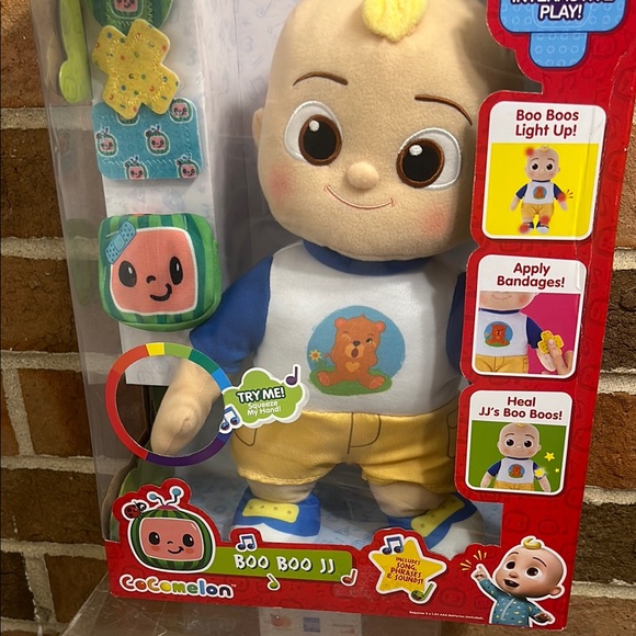 Boo Boo JJ Interactive Plush Toy - Picture 2 of 3